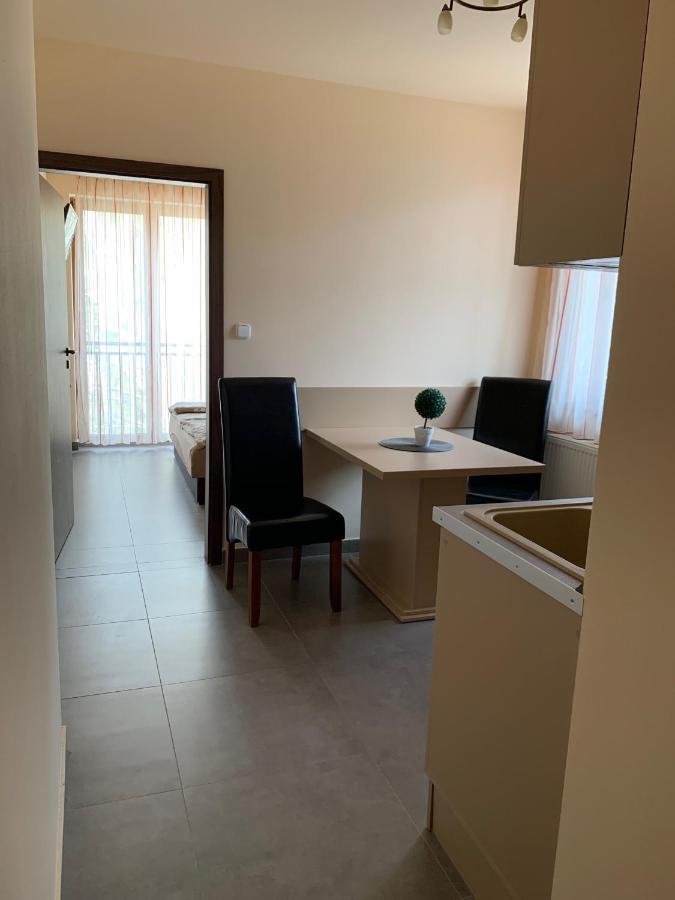 שיופוק Balaton Apartmanhaz מראה חיצוני תמונה