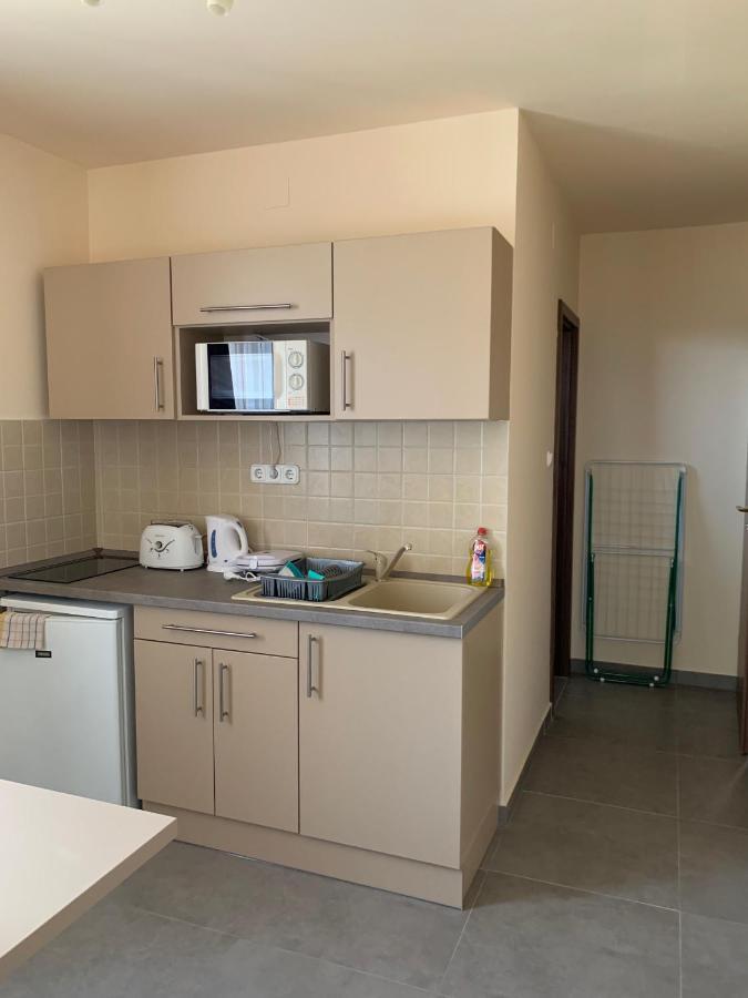 שיופוק Balaton Apartmanhaz מראה חיצוני תמונה