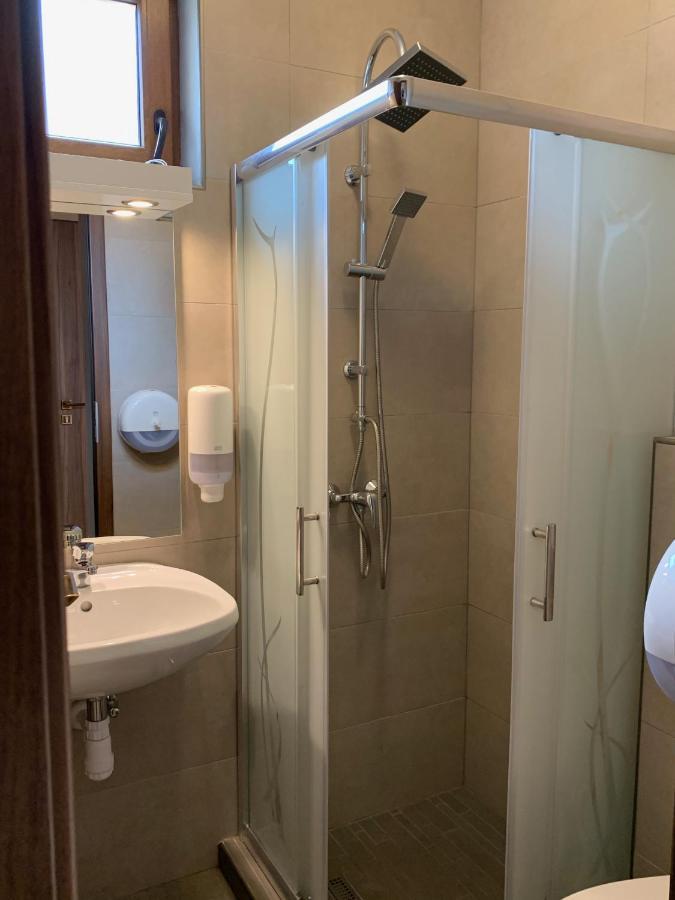 שיופוק Balaton Apartmanhaz מראה חיצוני תמונה