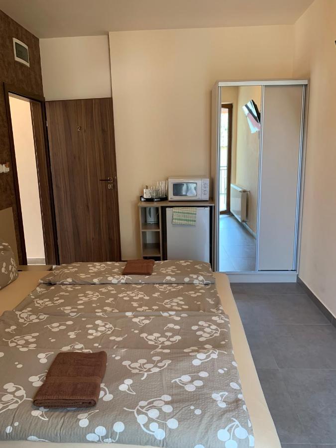 שיופוק Balaton Apartmanhaz מראה חיצוני תמונה