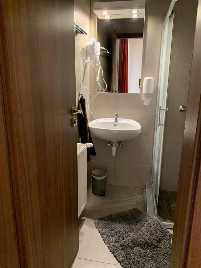 שיופוק Balaton Apartmanhaz מראה חיצוני תמונה