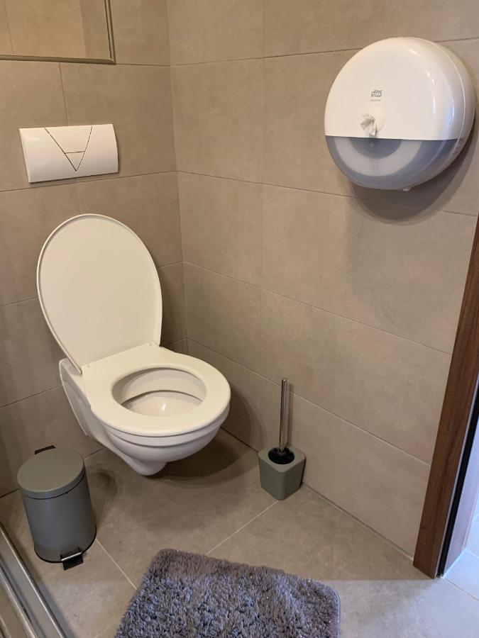 שיופוק Balaton Apartmanhaz מראה חיצוני תמונה