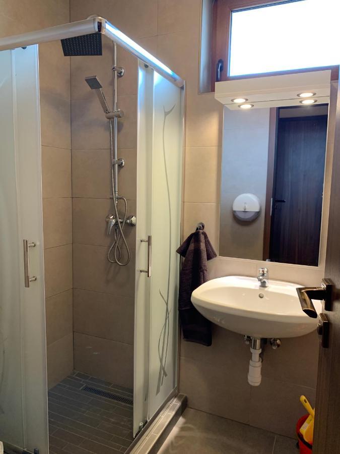 שיופוק Balaton Apartmanhaz מראה חיצוני תמונה